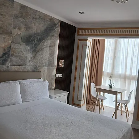 Costa Star Light Apartment