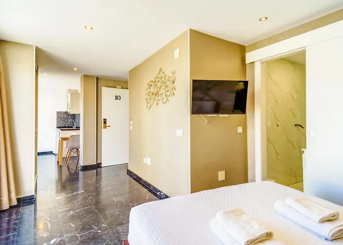 Costa Star Light Apartment